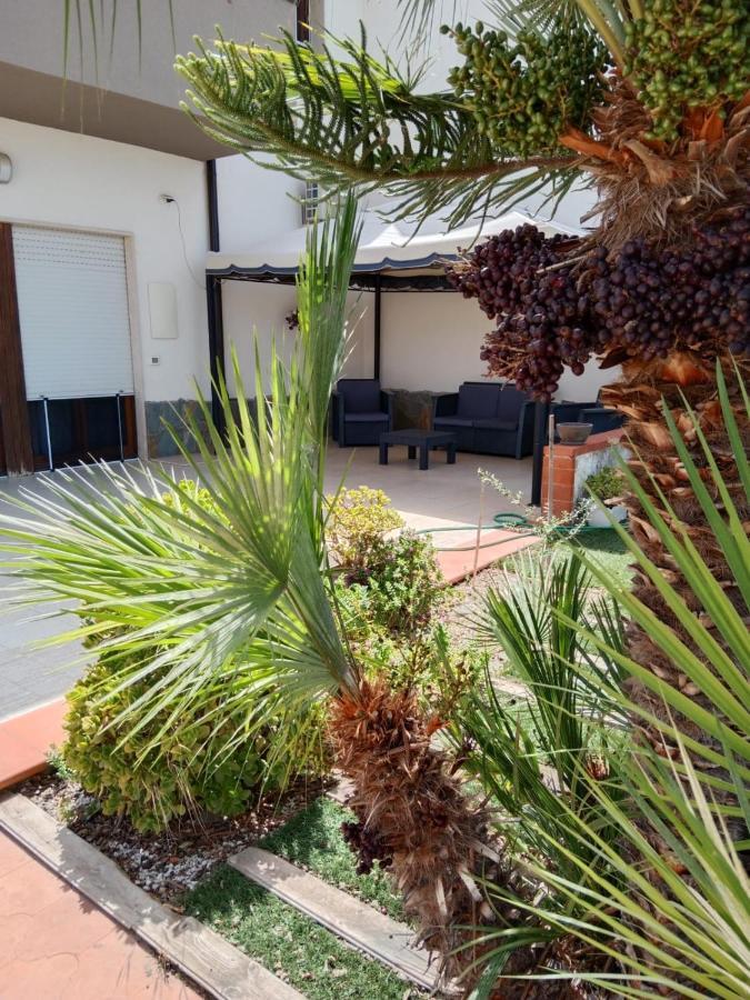 Sikelia Room Castellammare del Golfo Bagian luar foto